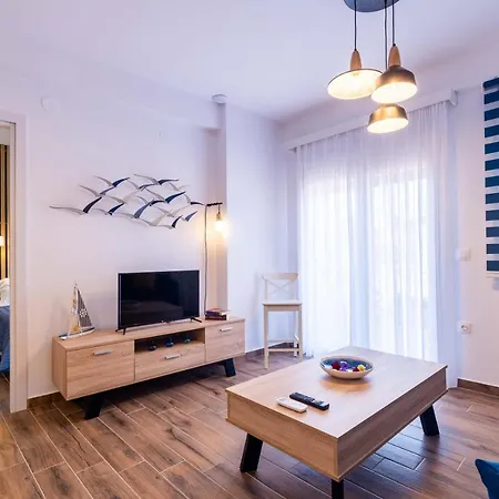 Elvis Nest Apartment Nea Moudania Exterior photo