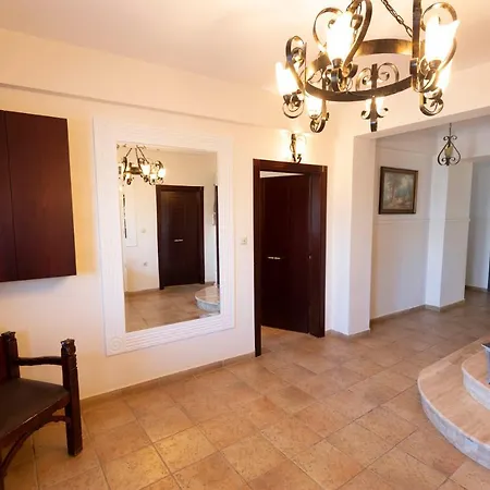 Elvis Nest Apartment Nea Moudania Exterior photo